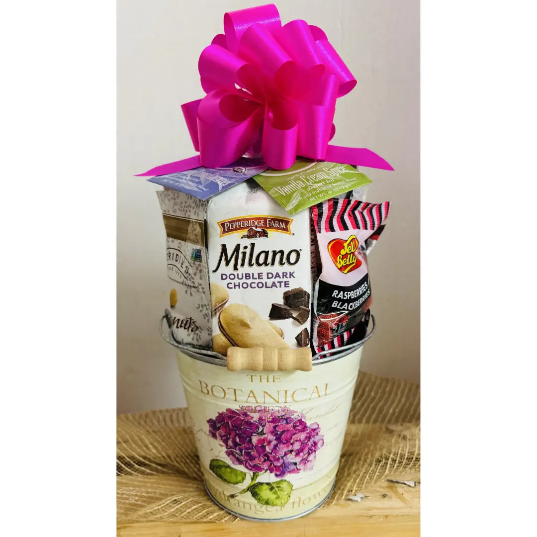 Small Botanical Hydrangea Gift Basket